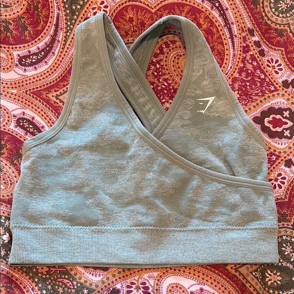 Gymshark ADAPT Light Green CAMO SEAMLESS
SPORTS BRA S